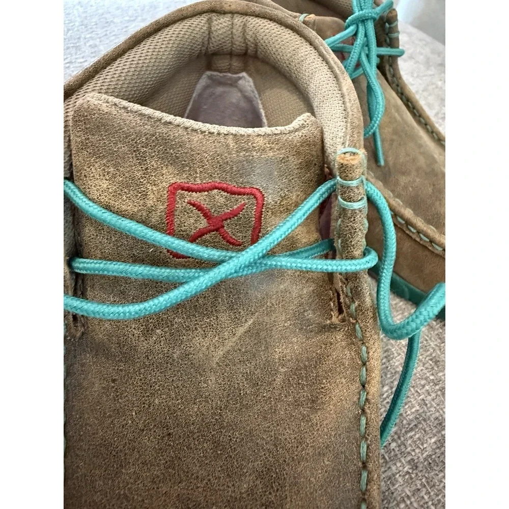Twisted x Leather Chukka Boots Moc Toe Brown Turquoise Sole  Men's 8M